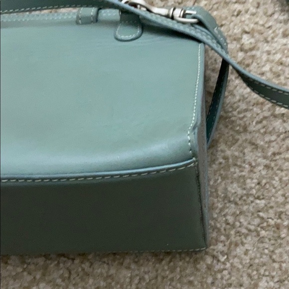 Mlouye triangle bag in mineral green - Picture 10 of 10